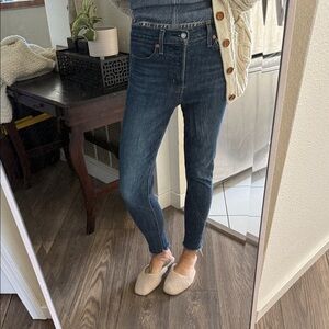 Classic Blue Women's Jeans wedgie skinny size 26